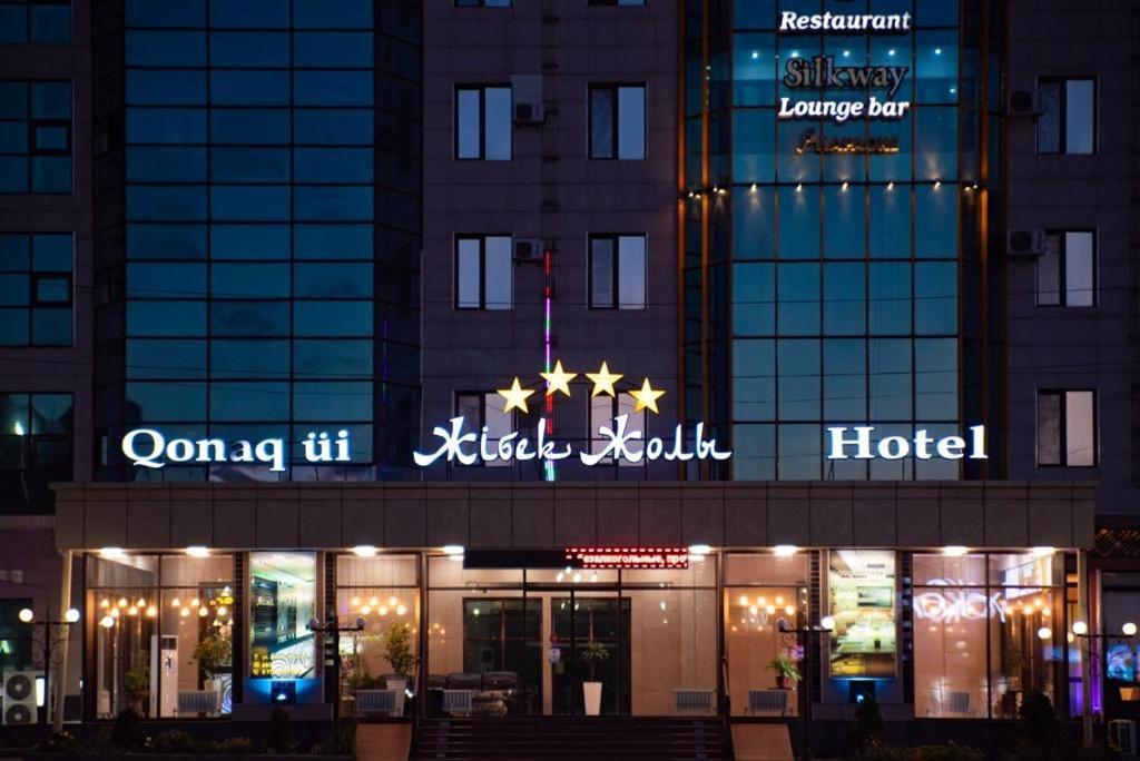 Hotel Zhibek Zholy ชุมเกนท์ ภายนอก รูปภาพ