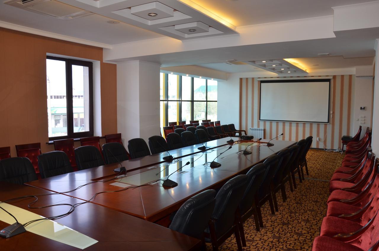 Hotel Zhibek Zholy ชุมเกนท์ ภายนอก รูปภาพ