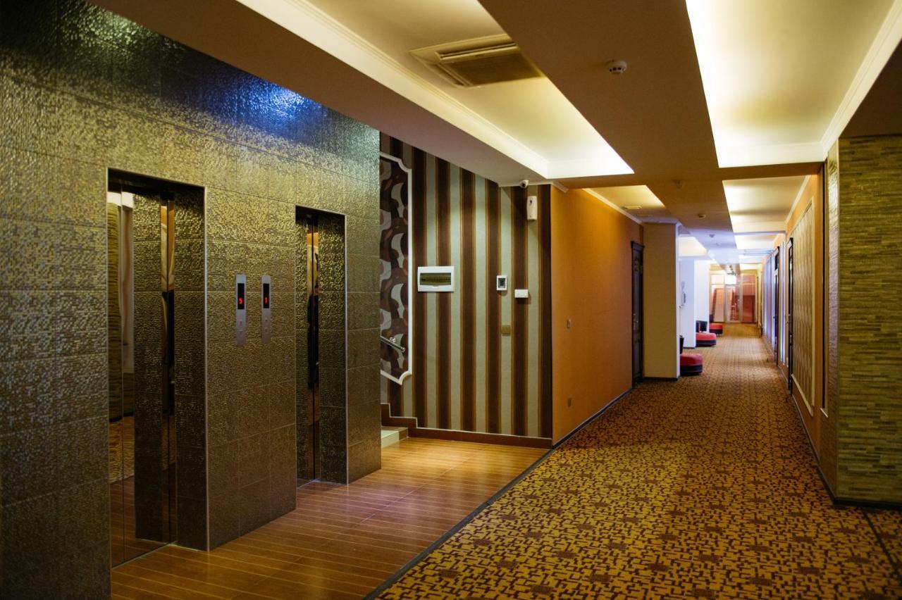 Hotel Zhibek Zholy ชุมเกนท์ ภายนอก รูปภาพ